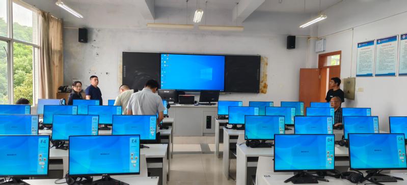 外国语学院圆满完成“两重两新”...