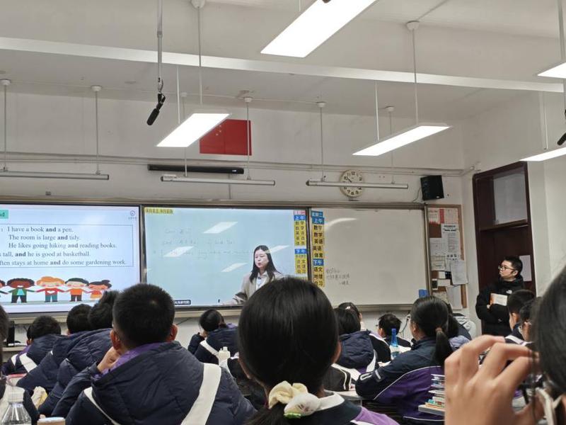 我院组织学生赴涪陵巴蜀学校开展...